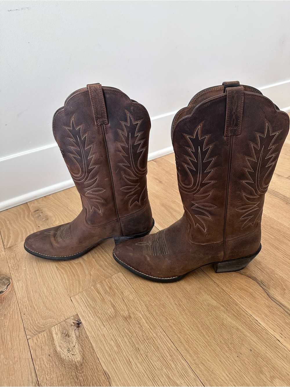 Ariat Distressed Brown Western Heeled Cowboy Boots - Picture 3 of 7